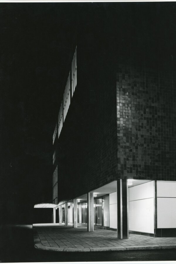 Kaija a Heikki Siren: malá scéna Národního divadla v Helsinkách, 1954